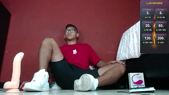 TomLover 12 online show from 6, 2, 2025
