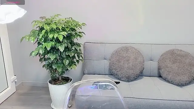 Mya Lee online show from 1, 3, 2026