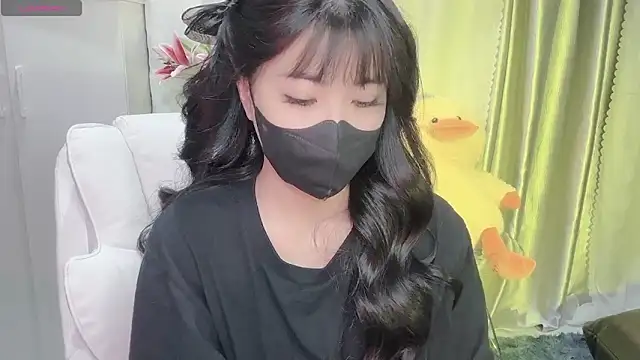 Mya Lee online show from 16, 2, 2025