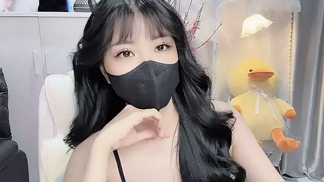 Mya Lee online show from 26, 1, 2025