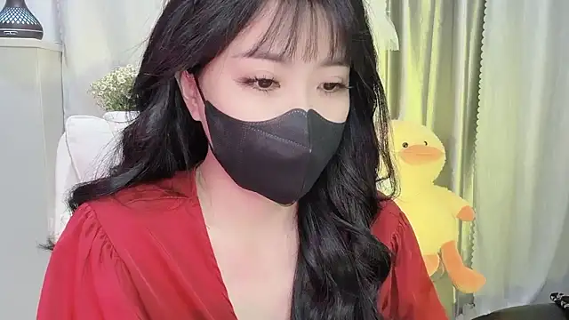 Mya Lee online show from 10, 2, 2025