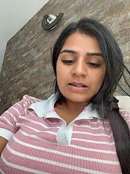 Snapshot of AnnRosse18 chatting on 14, 5, 2026 AnnRosse18 online show from 14, 5, 2026