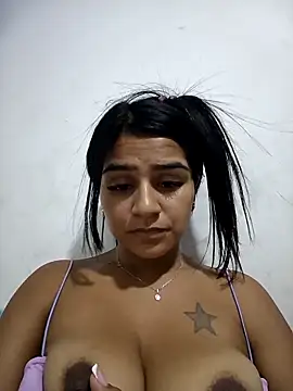 Snapshot of AnnRosse18 chatting on 18, 2, 2025 AnnRosse18 online show from 18, 2, 2025