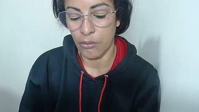 Snapshot of kateleyagrey chatting on 7, 6, 2026 kateleyagrey online show from 7, 6, 2026