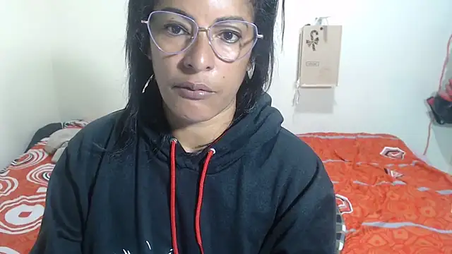 Snapshot of kateleyagrey chatting on 24, 5, 2026 kateleyagrey online show from 24, 5, 2026