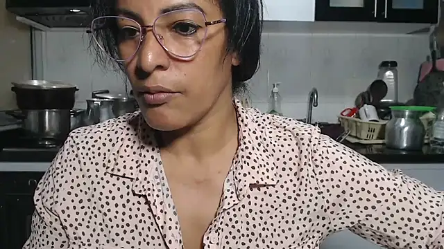 kateleyagrey online show from 17, 6, 2026