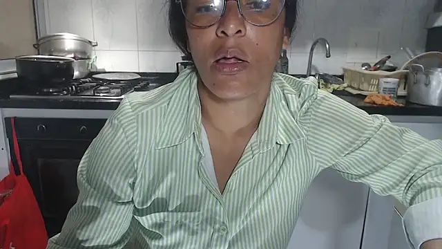 kateleyagrey online show from 21, 10, 2025