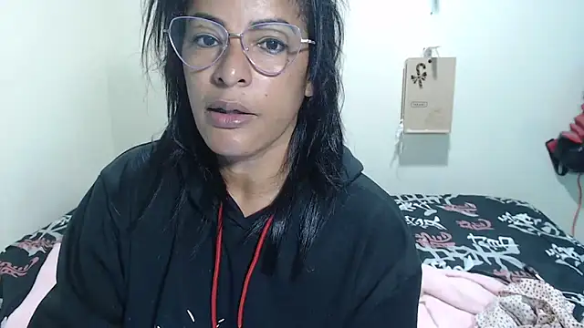 Snapshot of kateleyagrey chatting on 3, 5, 2026 kateleyagrey online show from 3, 5, 2026