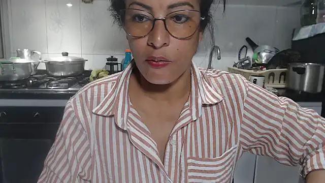 kateleyagrey online show from 24, 11, 2025