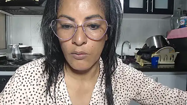 Snapshot of kateleyagrey chatting on 3, 6, 2026 kateleyagrey online show from 3, 6, 2026