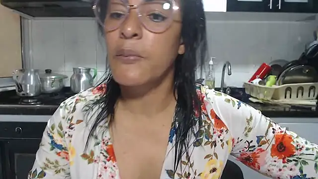 kateleyagrey online show from 20, 4, 2026