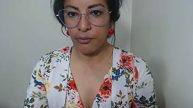 kateleyagrey online show from 10, 7, 2026
