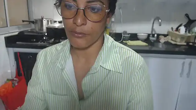 kateleyagrey online show from 1, 11, 2025