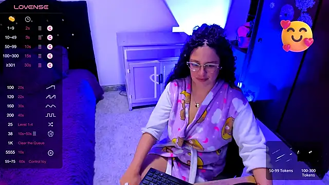Violeta hornny online show from 3, 2, 2025