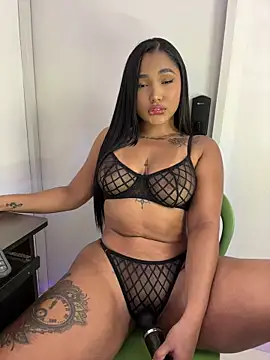 TianaaJackson online show from 15, 7, 2026