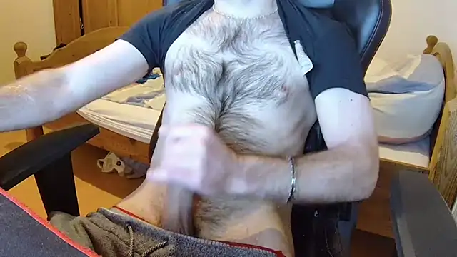 Snapshot of KmlBI26 chatting on 3, 3, 2026 KmlBI26 online show from 3, 3, 2026