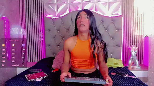 Lucia-sex online show from 18, 4, 2026