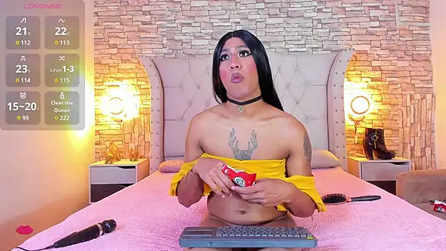 Lucia-sex online show from 3, 3, 2025