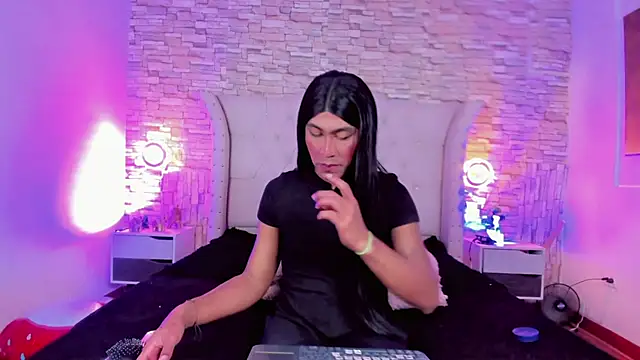 Lucia-sex online show from 2, 3, 2026