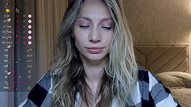 Snapshot of Alice_Wonders chatting on 29, 5, 2026 Alice Wonders online show from 29, 5, 2026