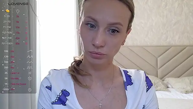 Alice Wonders online show from 15, 4, 2026