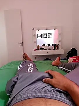 Insidexxx29 online show from 28, 2, 2025