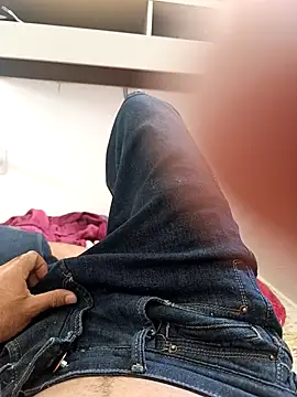 Insidexxx29 online show from 1, 12, 2025