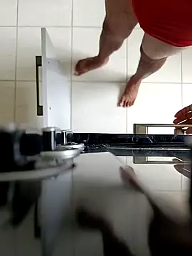 Insidexxx29 online show from 16, 1, 2025