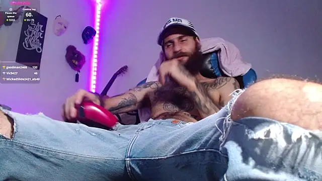 Snapshot of Tatted21xxx chatting on 7, 5, 2026 Tatted21xxx online show from 7, 5, 2026