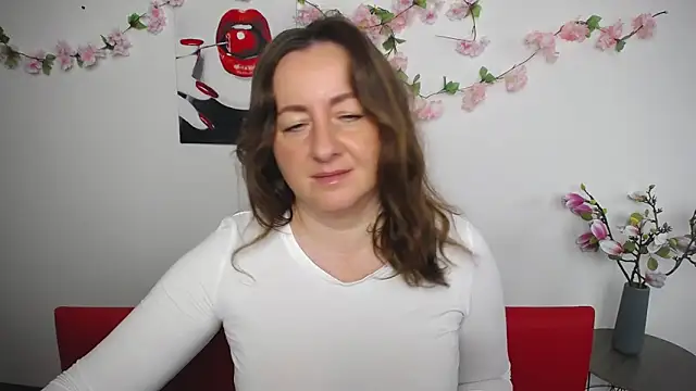 Snapshot of Abby_Taylorr chatting on 6, 11, 2025 Abby Taylorr online show from 6, 11, 2025