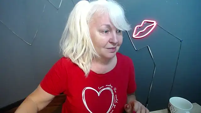 BlondyLeeBest online show from 12, 4, 2026