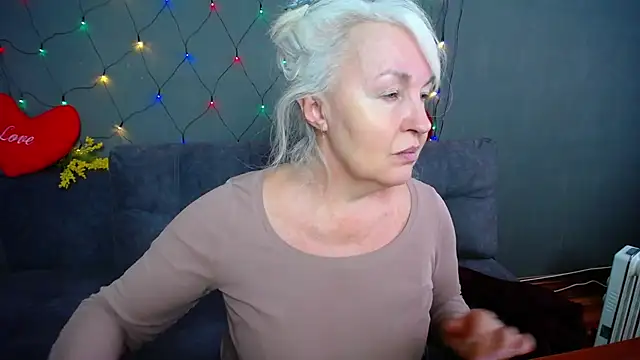 BlondyLeeBest online show from 11, 2, 2026