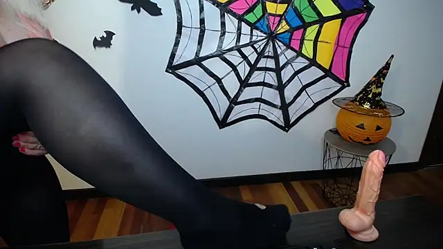 BlondyLeeBest online show from 27, 10, 2025