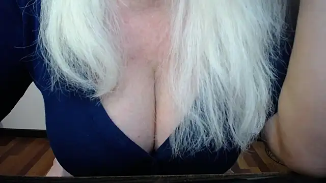 BlondyLeeBest online show from 30, 11, 2025