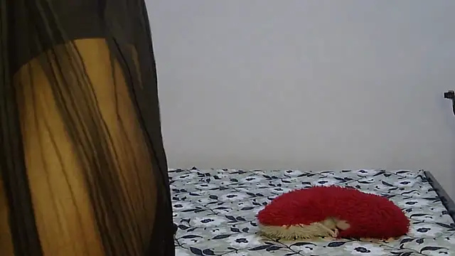 Indian-Squirt online show from 5, 10, 2025