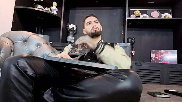 matteosantos online show from 10, 3, 2026