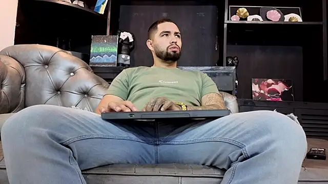 matteosantos online show from 10, 4, 2026