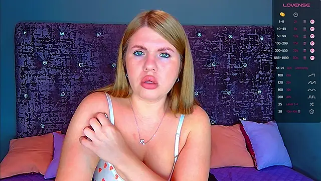 NoraBigAss online show from 8, 10, 2025