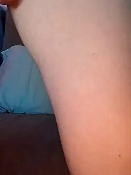 LoGaNfree88 online show from 10, 9, 2025