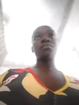 Snapshot of shape30 chatting on 20, 12, 2025 shape30 online show from 20, 12, 2025