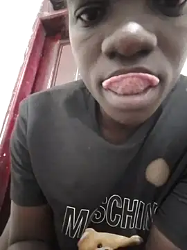 Snapshot of shape30 chatting on 10, 1, 2026 shape30 online show from 10, 1, 2026