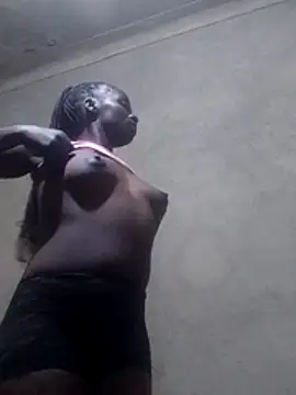 Snapshot of shape30 chatting on 3, 12, 2025 shape30 online show from 3, 12, 2025