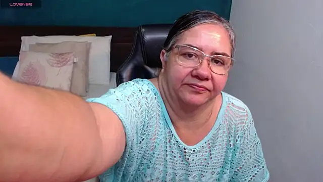 scaelettdubois online show from 13, 2, 2026