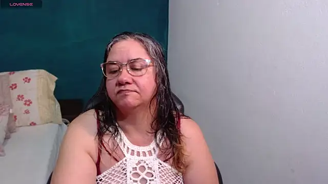 scaelettdubois online show from 13, 4, 2026