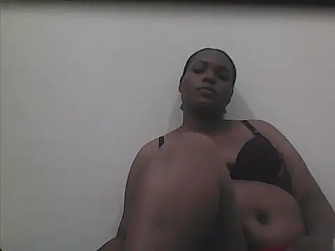 Snapshot of Naughty_Laurah chatting on 20, 11, 2025 Naughty Laurah online show from 20, 11, 2025