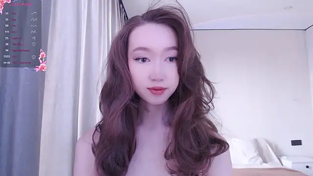  luna 022 online show from 4, 1, 2025