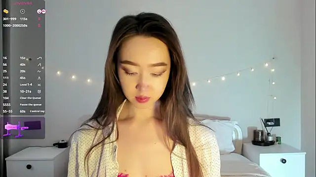  luna 022 online show from 20, 10, 2025