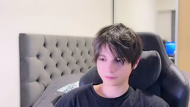 SasukeUhchiaa online show from 6, 1, 2025