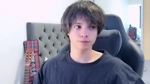 SasukeUhchiaa online show from 3, 12, 2024