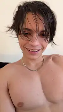 Snapshot of SasukeUhchiaa chatting on 17, 6, 2026 SasukeUhchiaa online show from 17, 6, 2026